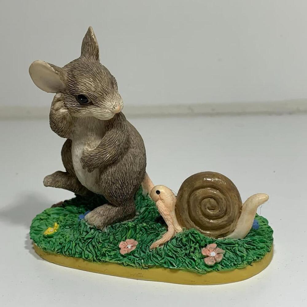 Charming Tails (No Box) "Taggin Along"